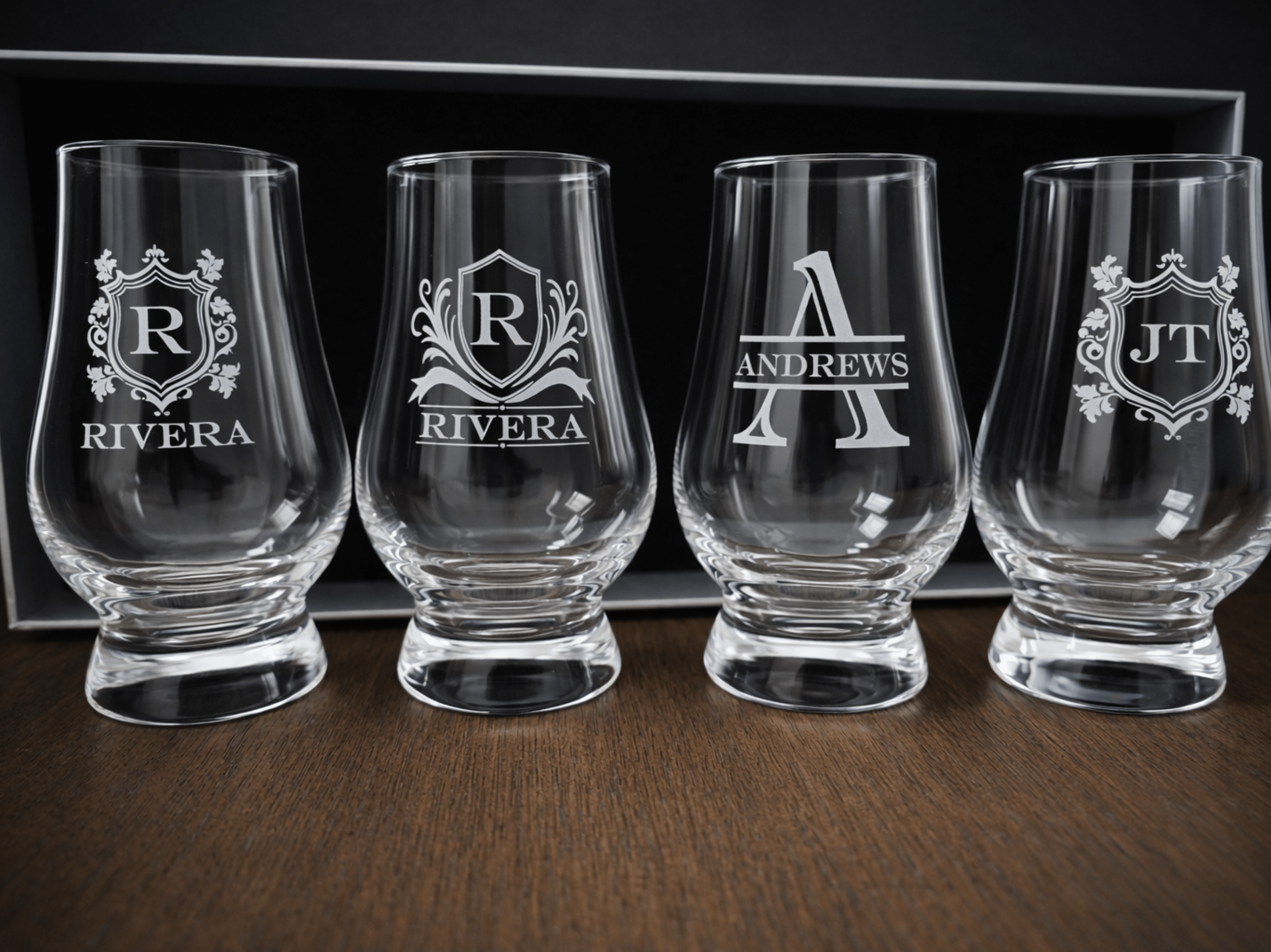 personalized glencairn style whiskey glass set engraved lead free crystal tasting glasses on dark background
