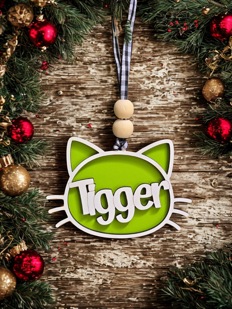 Personalized Pet Christmas Ornament for Cats or Dogs personalized name detail