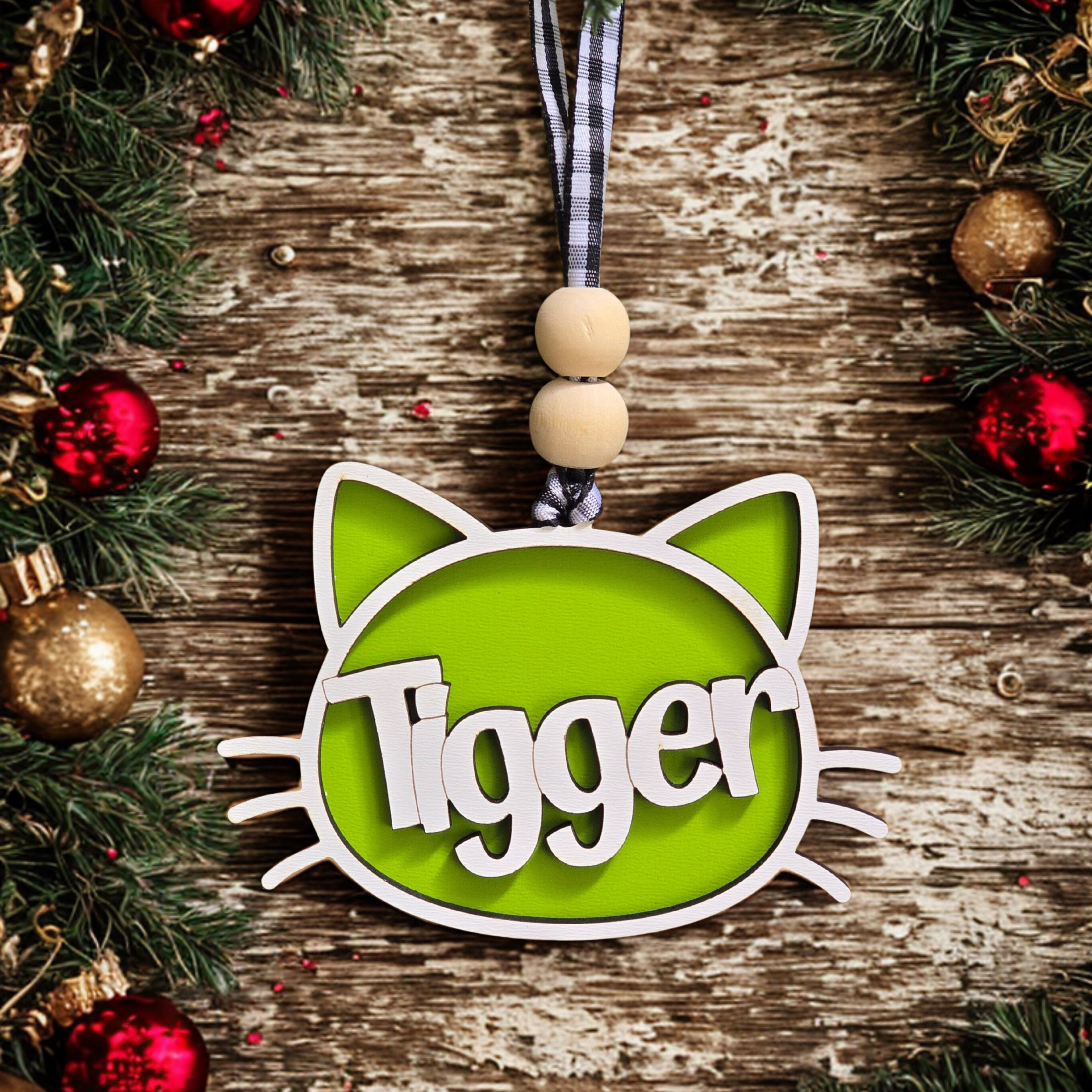 Personalized Pet Christmas Ornament for Cats or Dogs personalized name detail