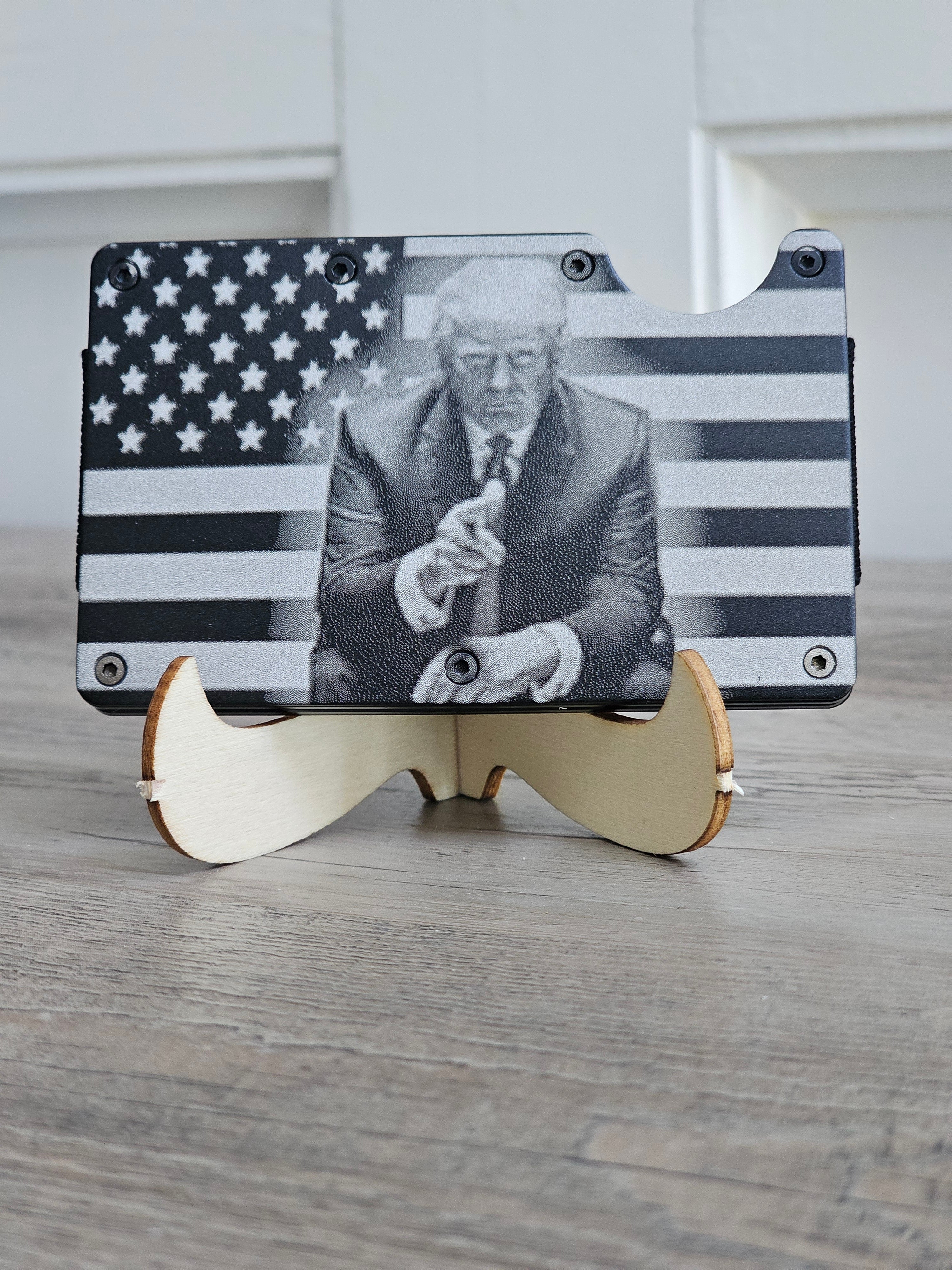 Custom Trump RFID Wallet, Minimalist Men’s Card Holder, Great Gift for Him This Christmas Season