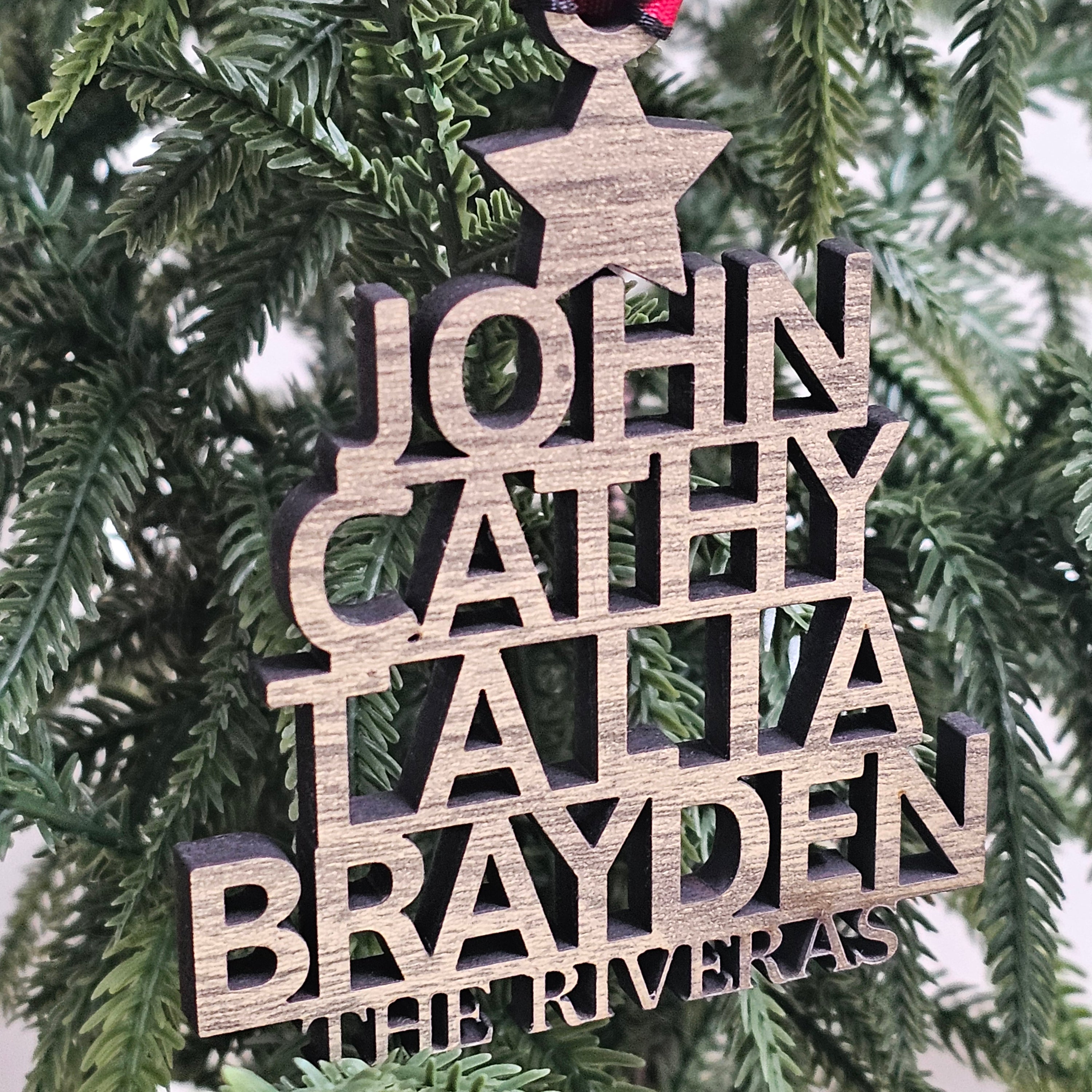 Custom Family Name Ornament – Personalized Holiday Tree Decor Christmas tree decor view