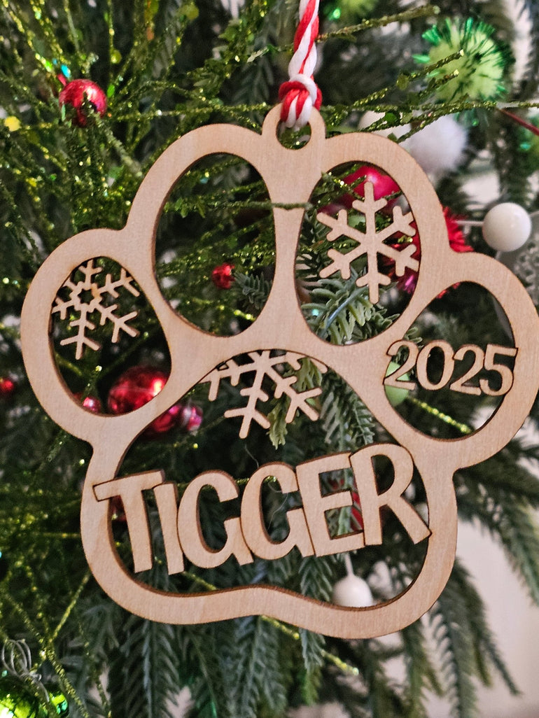 Pet memorial ornament keepsake for Christmas tree
