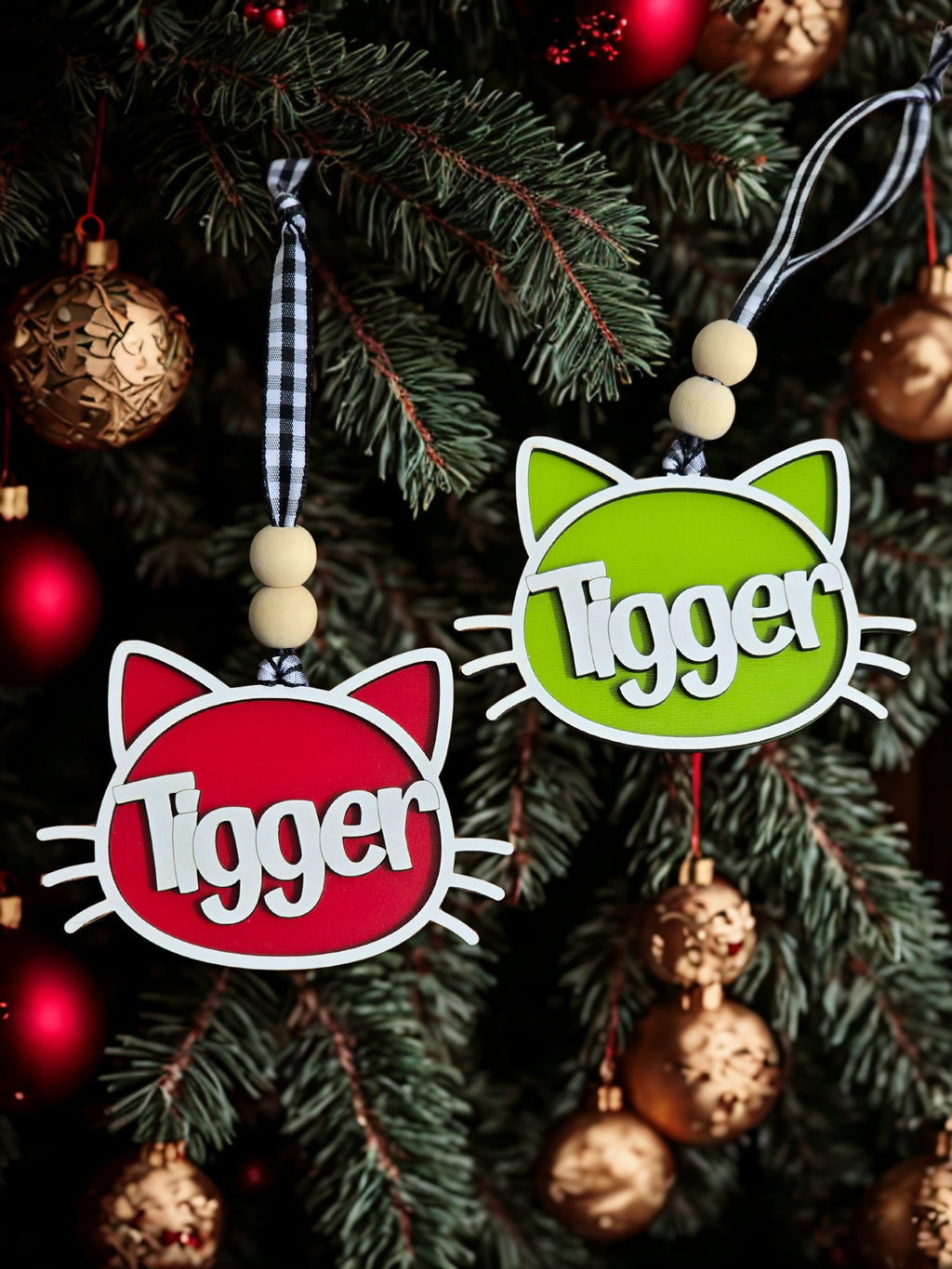 Personalized pet Christmas ornament for cats or dogs, Festive decor, animal lover gift
